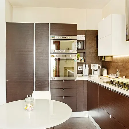 Airport Seaview Apartman Bari